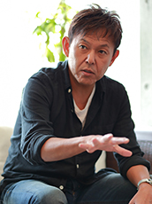 レックス・ホールディングス 代表取締役社長 西山 知義 レックス・ホールディングス 代表取締役社長 西山 知義 イメージ